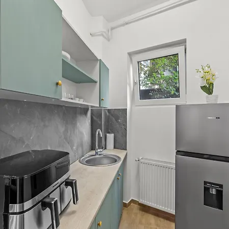 Apartament Golden Crown