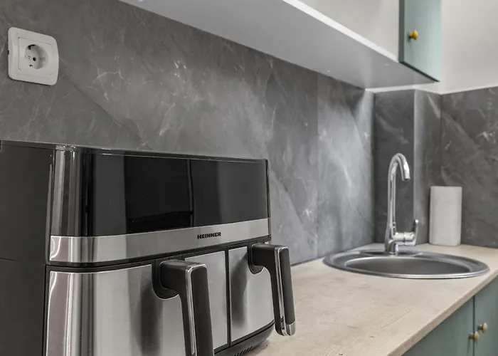 Apartament Golden Crown