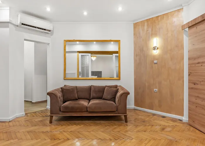 Golden Crown Apartament *