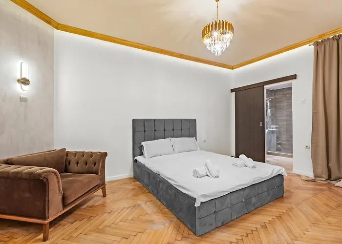 Golden Crown Apartment Bucharest